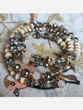 Faceted Gray Glass Stone Rose Quartz Lucite Beaded Memory Wire Bracelet Large